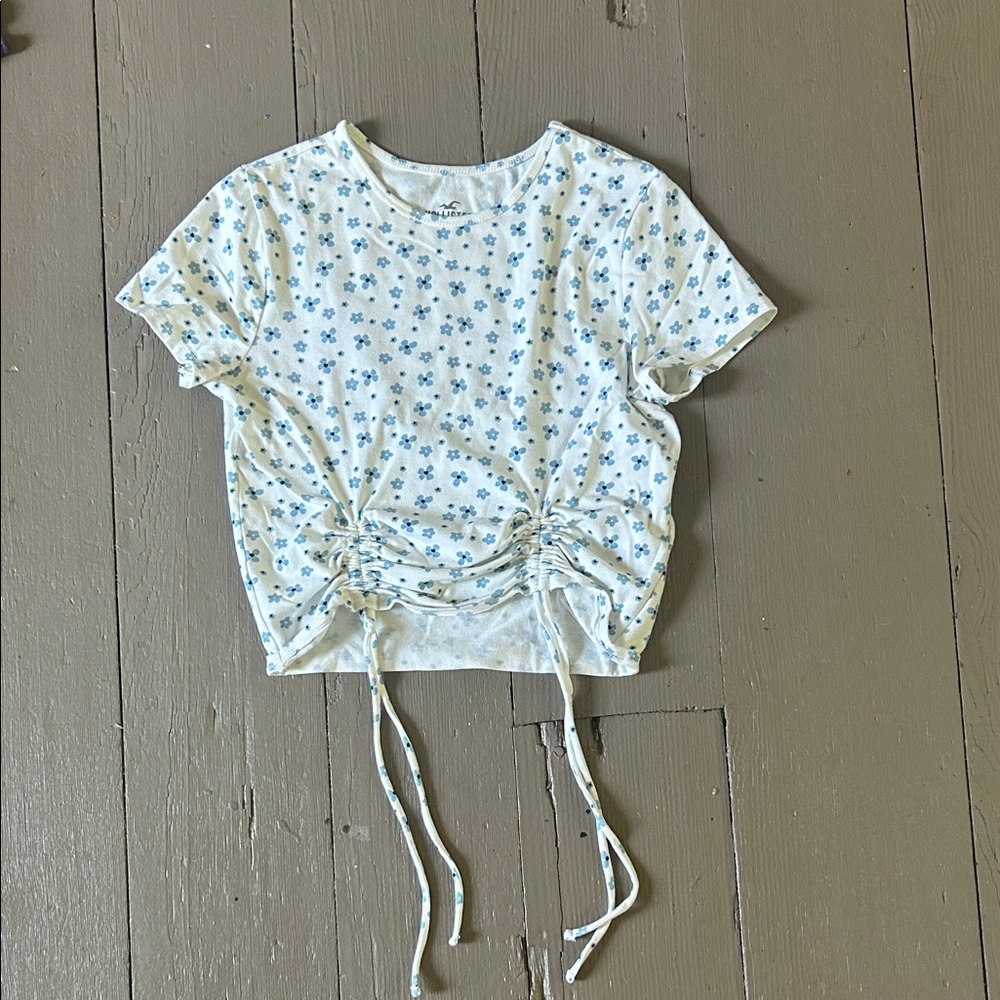 Hollister White and Blue Floral Crop Top